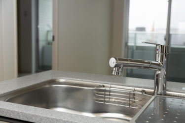 台所（キッチン）はしっかりと掃除するべき三つの理由と水漏れ時などの注意点