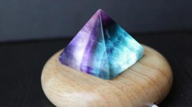 鳥のフンの持つスピリチュアルな意味とその後の対処方法について 三日月はづきの光の導き